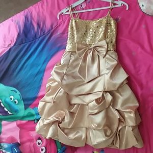 Vestido de fiesta para niña